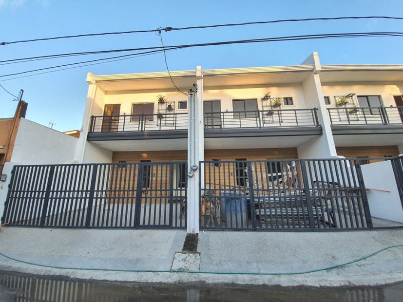 brandnew-townhouse-for-sale-in-bf-resort-village-talon-dos-las-pi-as