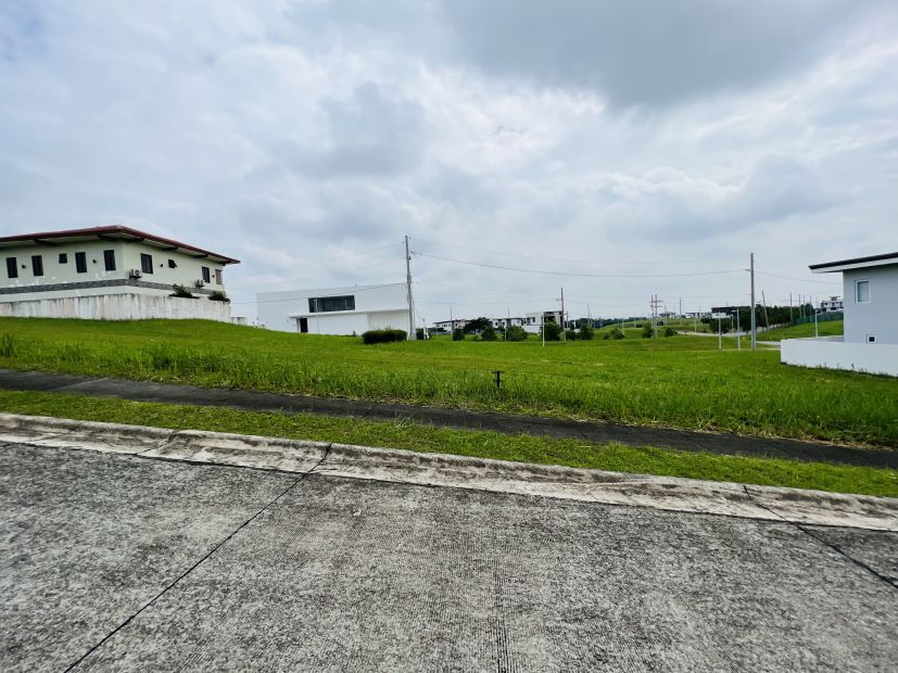 239 square meters Residential lot for sale in Venare Nuvali, Calamba ...