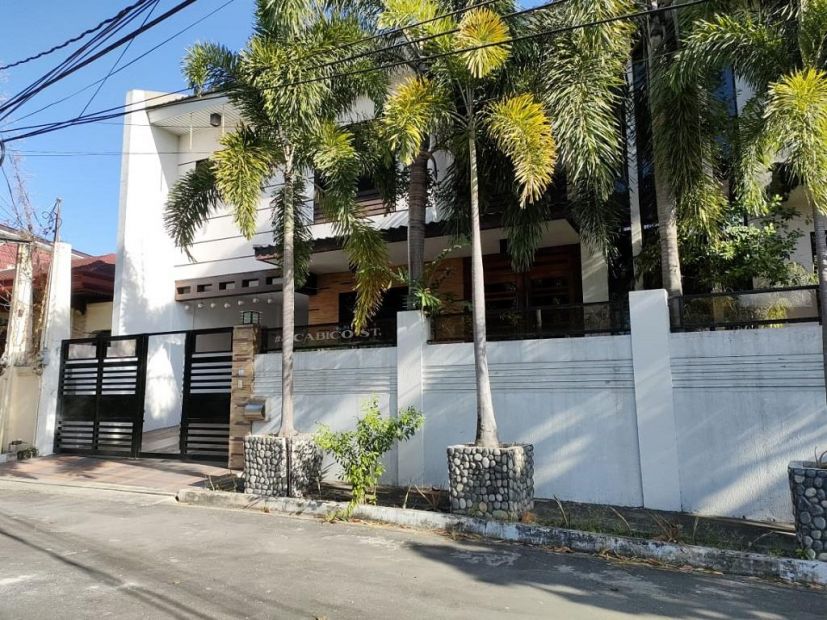 For Sale: House in Philam Village, Las Piñas, LA-714sqm, 5BR H&L for P45M