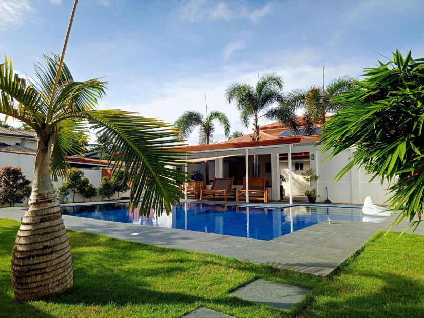 Elegant House, Swimming Pool and Big Lot at Panglao Island, Bingag ...