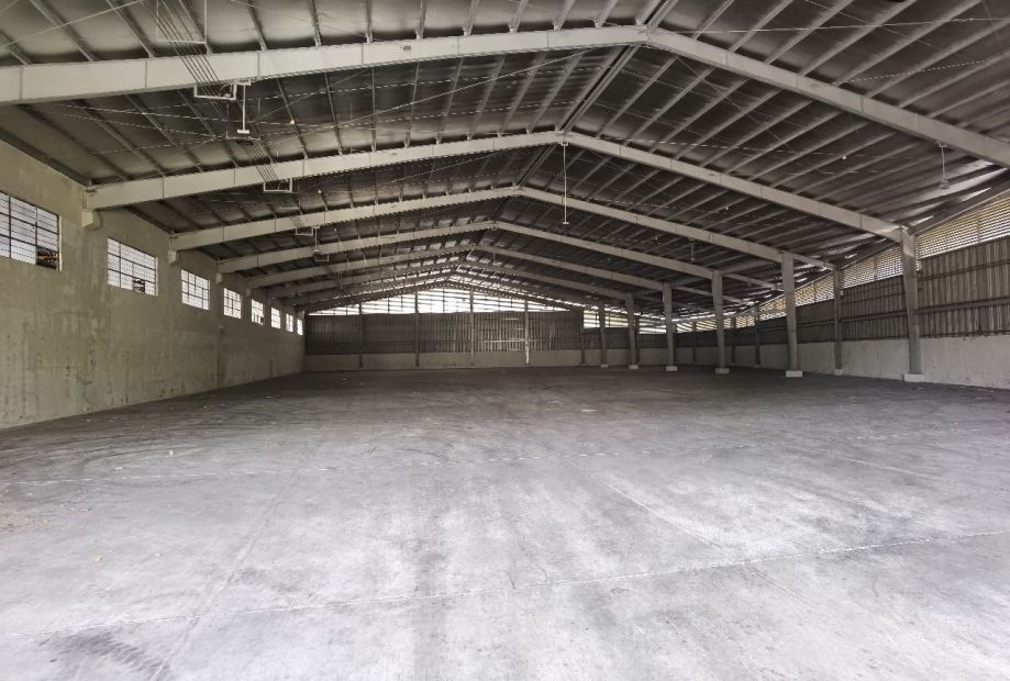 For Lease: High Ceiling Warehouse in Cainta, Rizal near Main Road ...