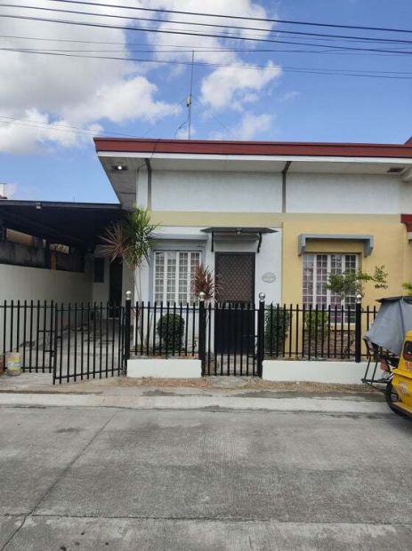 Bungalow House in Ville Palme Santiago General Trias Cavite for Sale 3M ...