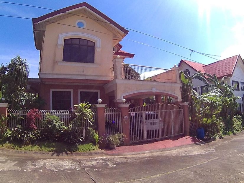 4 Bedroom House and Lot for sale in Tagaytay Country Homes II