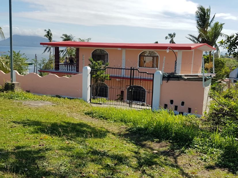 House and Lot For Sale at Puerto Galera, O. Mindoro in Sinandigan