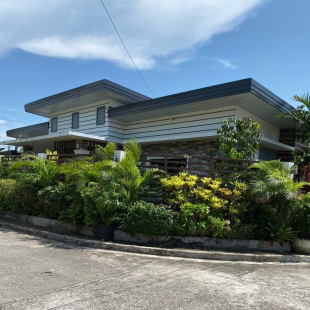 4 Bedrooms Beautiful Modern Bungalow Talisay City Negros Occidental