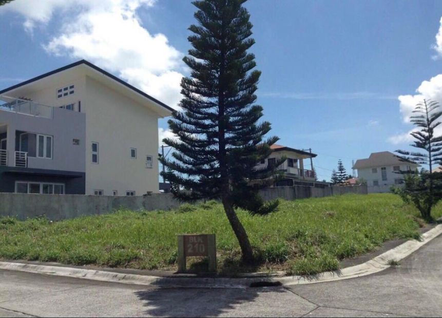 tagaytay corner lot for sale in Kaybagal South, Tagaytay, Cavite