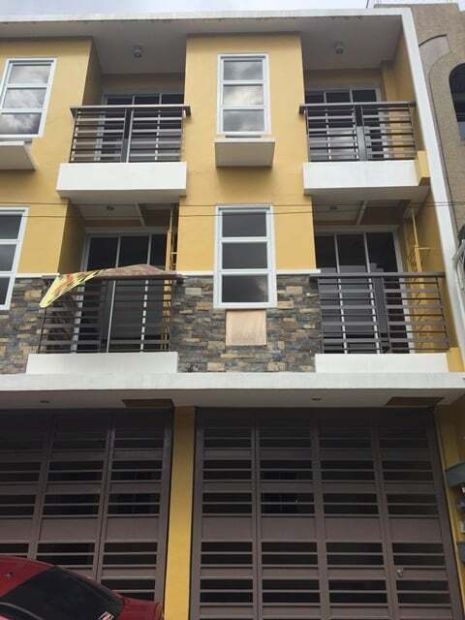 Residential Townhouse for Sale in Manila San Andres with 3 Bedrooms - JB