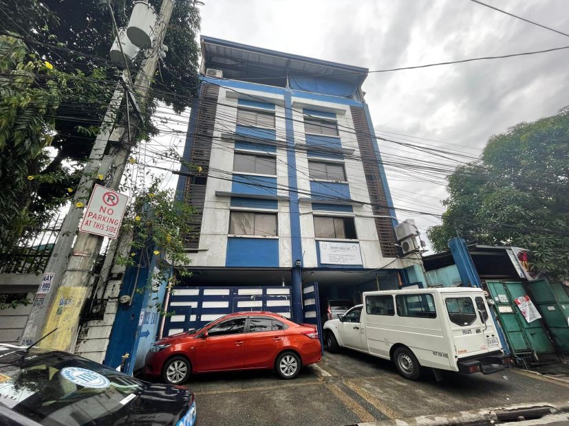 Office Building for Sale in Brgy. East Kamias, Quezon City 60M - 220 sqm