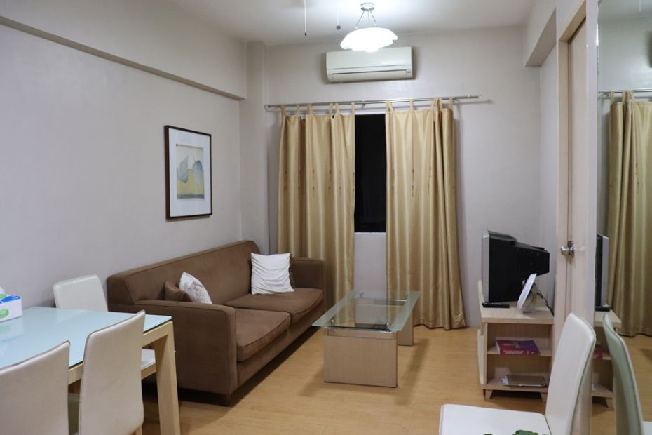 Eastwood Excelsior Fully Furnished 36.5sqm Studio Type converted to 1Bedroom