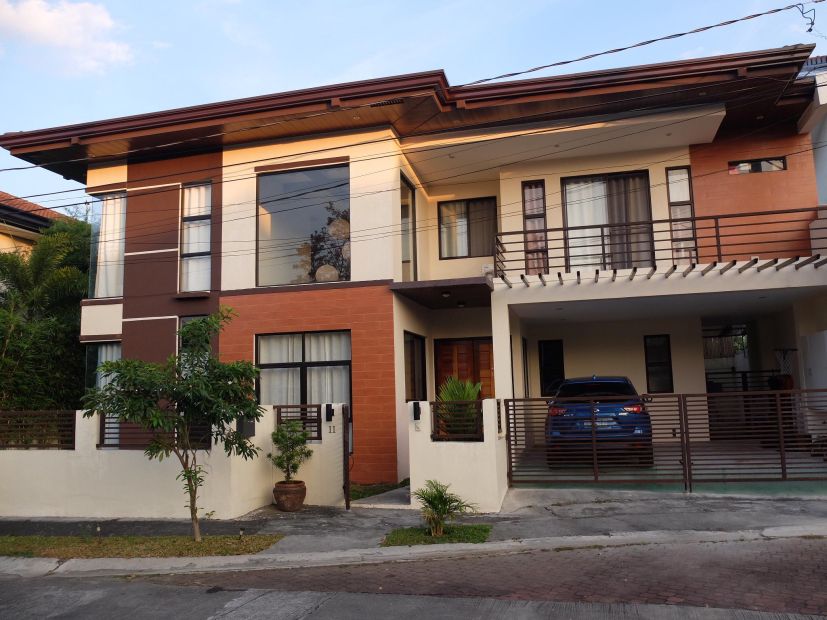 For Sale - 2-Storey House and Lot in Menlo Park, BF Homes