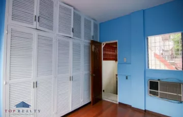 Single-family House For Rent in East Rembo, Makati, Metro Manila