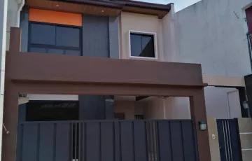 Single-family House For Sale in Talon Dos, Las Piñas, Metro Manila