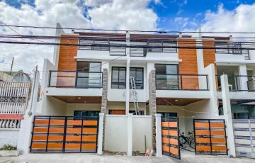 Townhouse For Sale in Pilar, Las Piñas, Metro Manila