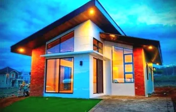 Single-family House For Sale in Lumbo, Vallencia, Bukidnon