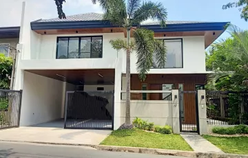 Single-family House For Sale in Merville, Parañaque, Metro Manila