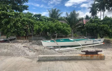 Beach House For Sale in Mawi, Duero, Bohol