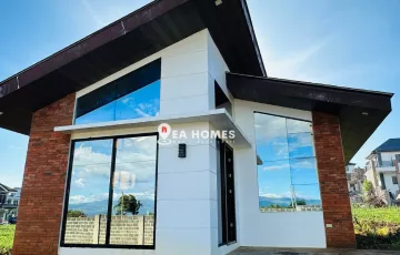 Single-family House For Sale in Lumbo, Vallencia, Bukidnon