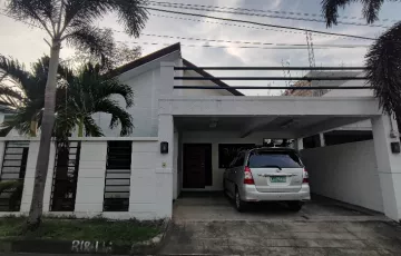 Single-family House For Rent in Amsic, Angeles, Pampanga