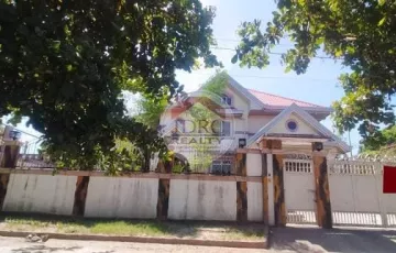 Single-family House For Sale in San Isidro, Lubao, Pampanga