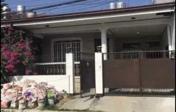 Single-family House For Sale in Moonwalk, Parañaque, Metro Manila