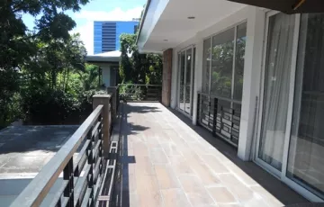 Villas For Sale in Dasmariñas, Makati, Metro Manila