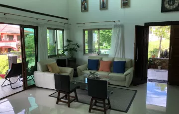 Single-family House For Sale in Sungay South-East, Tagaytay, Cavite