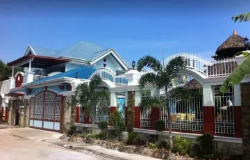 Single-family House For Sale in Yulo Drive, Iloilo, Iloilo