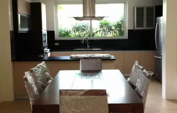 Single-family House For Rent in McKinley Hill, Taguig, Metro Manila