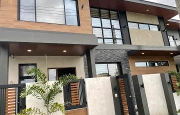 Single-family House For Sale in Capaya, Angeles, Pampanga