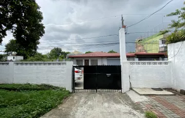 Single-family House For Rent in Almanza Dos, Las Piñas, Metro Manila