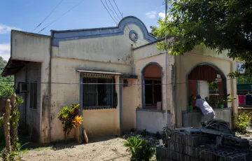 Single-family House For Sale in Pamatawan, Subic, Zambales