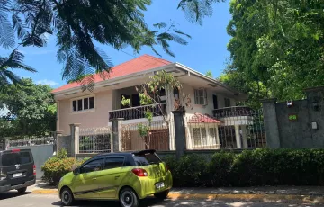 Villas For Sale in Batasan Hills, Quezon City, Metro Manila