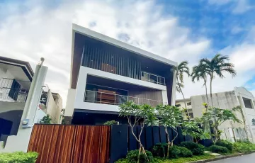 Single-family House For Sale in Poblacion, Makati, Metro Manila