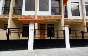 Townhouse For Rent in San Dionisio, Parañaque, Metro Manila