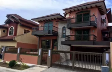 Villas For Rent in Almanza Dos, Las Piñas, Metro Manila