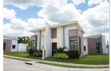 Single-family House For Sale in San Bartolome, San Pablo, Laguna
