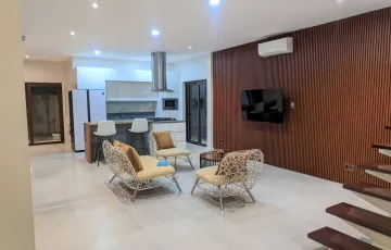Beach House For Sale in Mactan, Lapu-Lapu, Cebu