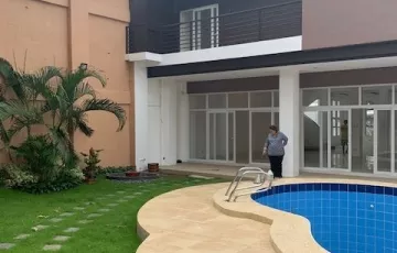 Villas For Sale in Blue Ridge A, Quezon City, Metro Manila