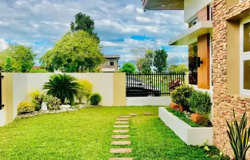 Single-family House For Sale in San Bartolome, Concepcion, Tarlac