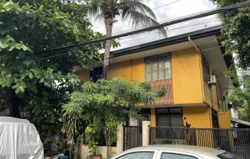 Townhouse For Sale in Poblacion, Makati, Metro Manila