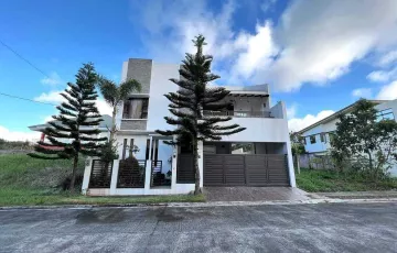 Single-family House For Sale in Maitim 2nd West, Tagaytay, Cavite