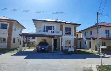 Single-family House For Sale in Cabalantian, Bacolor, Pampanga