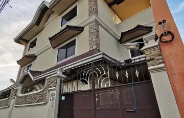 Single-family House For Rent in Talon Dos, Las Piñas, Metro Manila