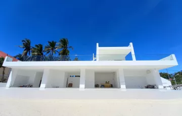Beach House For Sale in Pooc, Santa Fe, Cebu