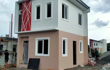 Single-family House For Sale in Pandatung, Hermosa, Bataan