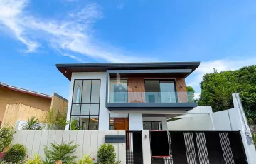 Single-family House For Sale in Parañaque, Metro Manila