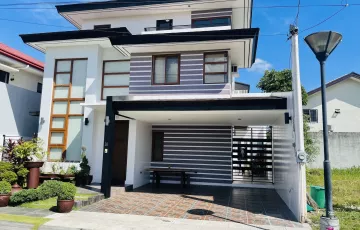 Single-family House For Sale in Langkiwa, Biñan, Laguna