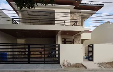 Single-family House For Sale in Pateros, Metro Manila