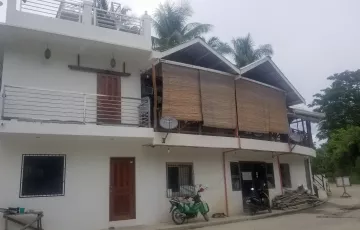 Single-family House For Sale in Catangnan, General Luna, Surigao del Norte