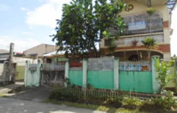 Single-family House For Sale in Santo Angel Sur, Santa Cruz, Laguna